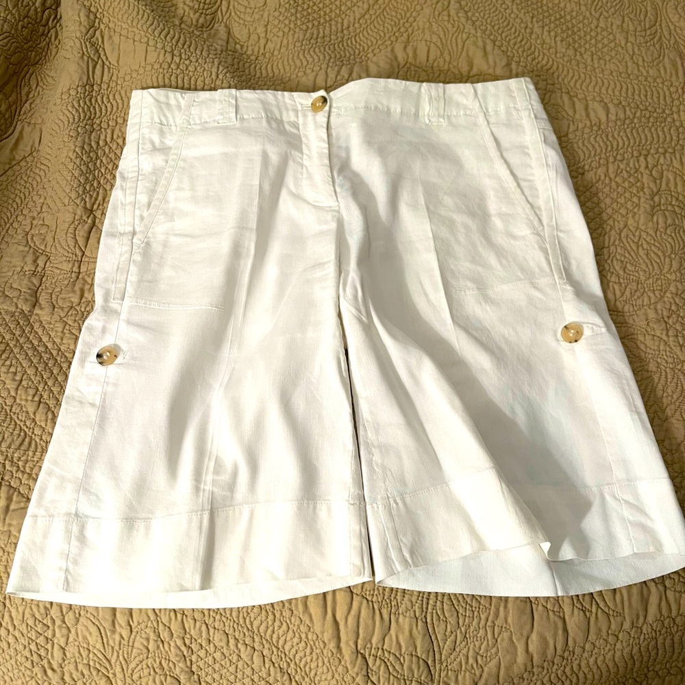 Theory Versatile White Linen Viscose Shorts Excellent Condition . Sz. 6.